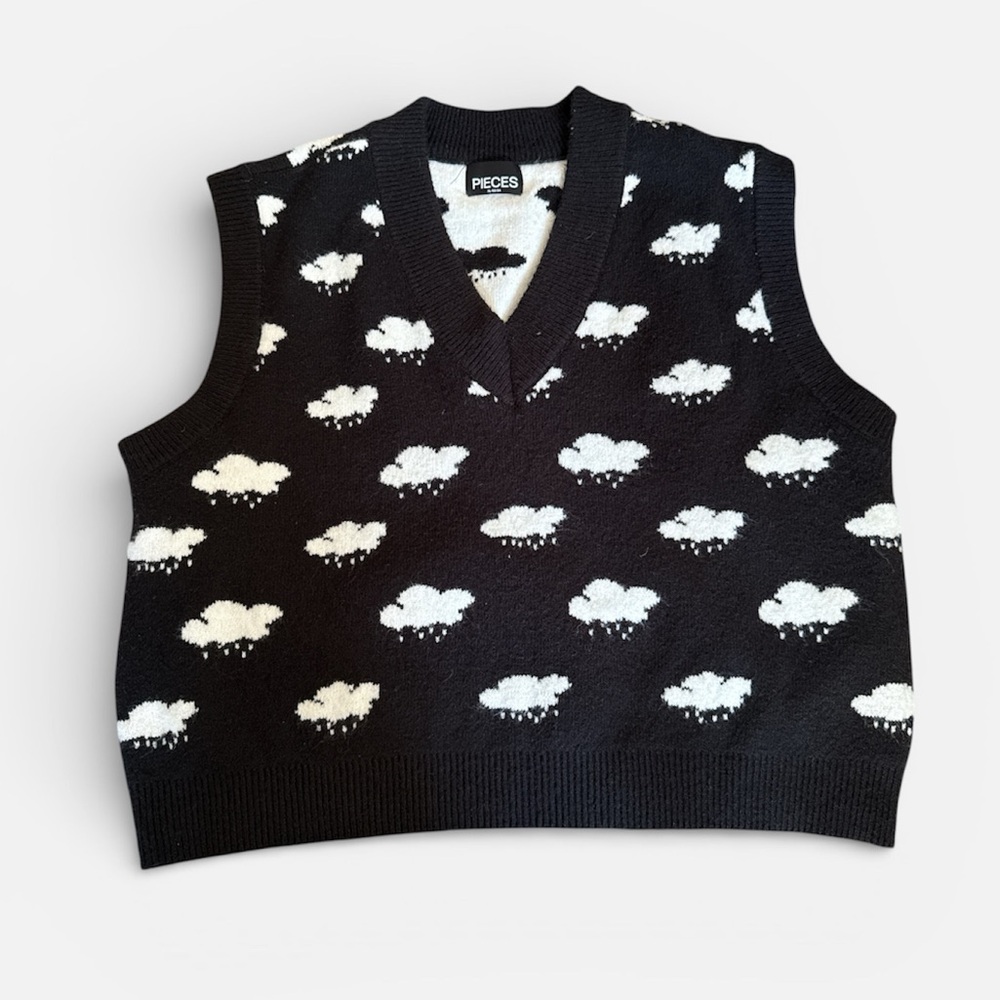 Pieces cloud print knit V-neck sweater vest sz XL
